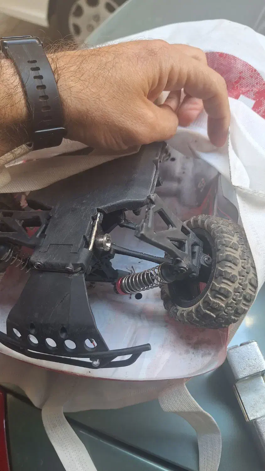 ماشین آر سی حرفه ای|اسباب‌‌بازی|اندیشه, اندیشه فاز ۱|دیوار