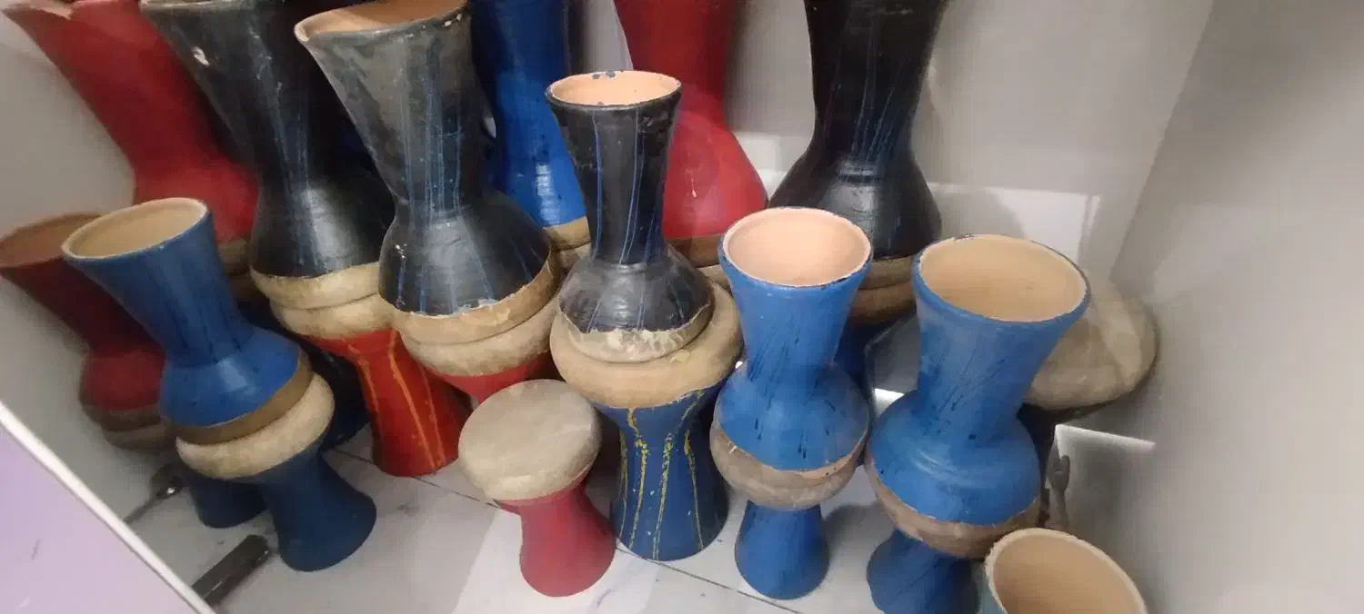 تنبک|سازهای سنتی|نیشابور, فرح بخش|دیوار