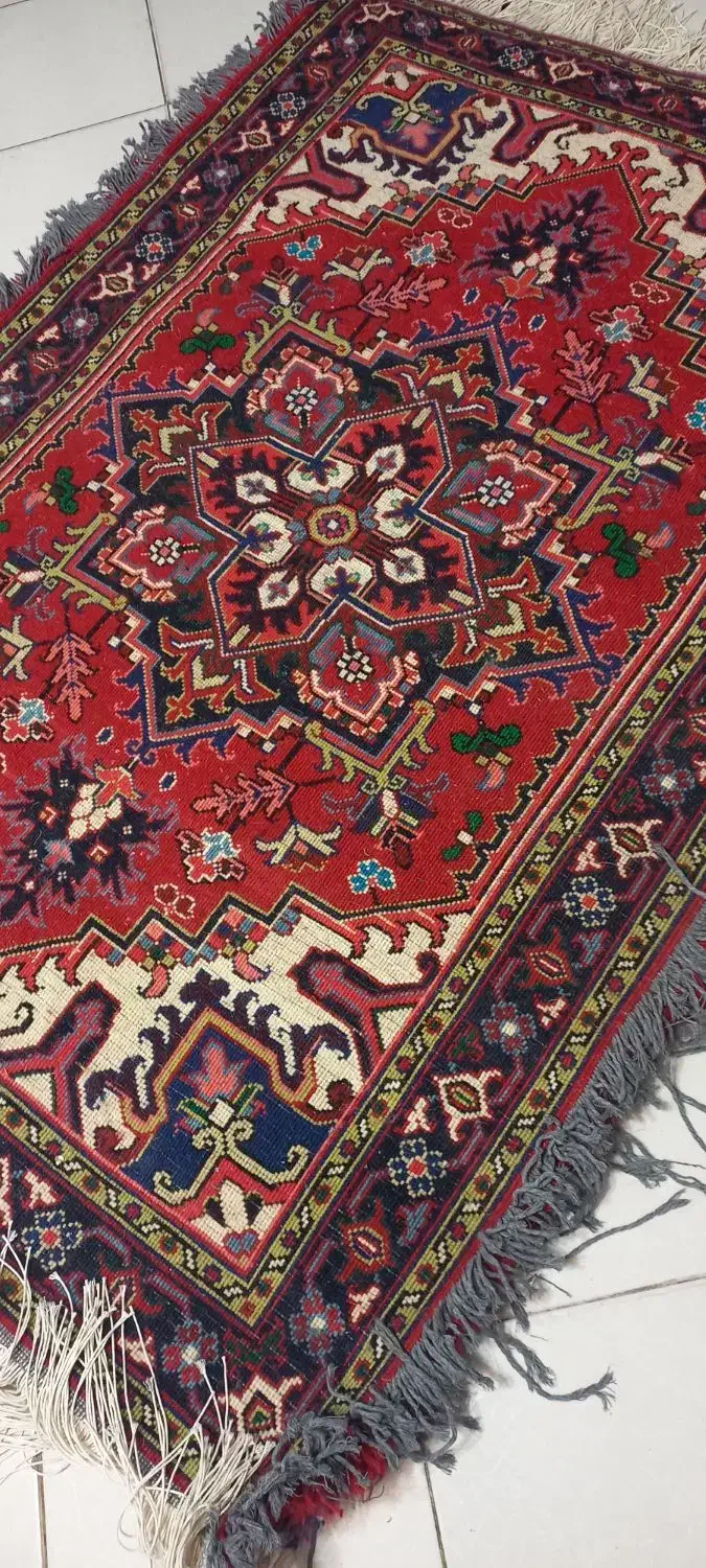 فرش دستبافت مربع (۲×۲) هریس تاجری|فرش|تبریز, |دیوار