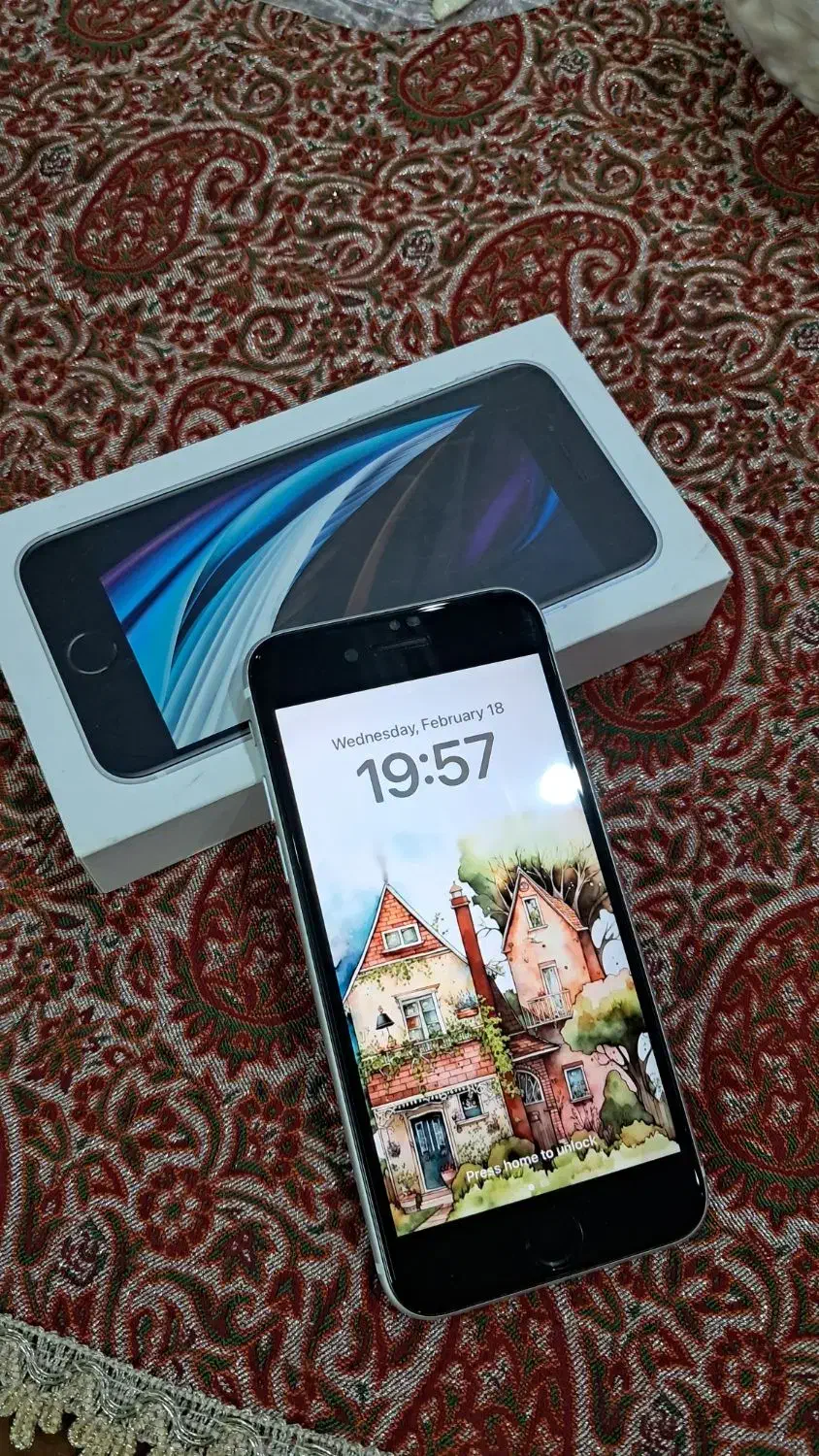 آیفون SE 2020|موبایل|کرج, برغان|دیوار