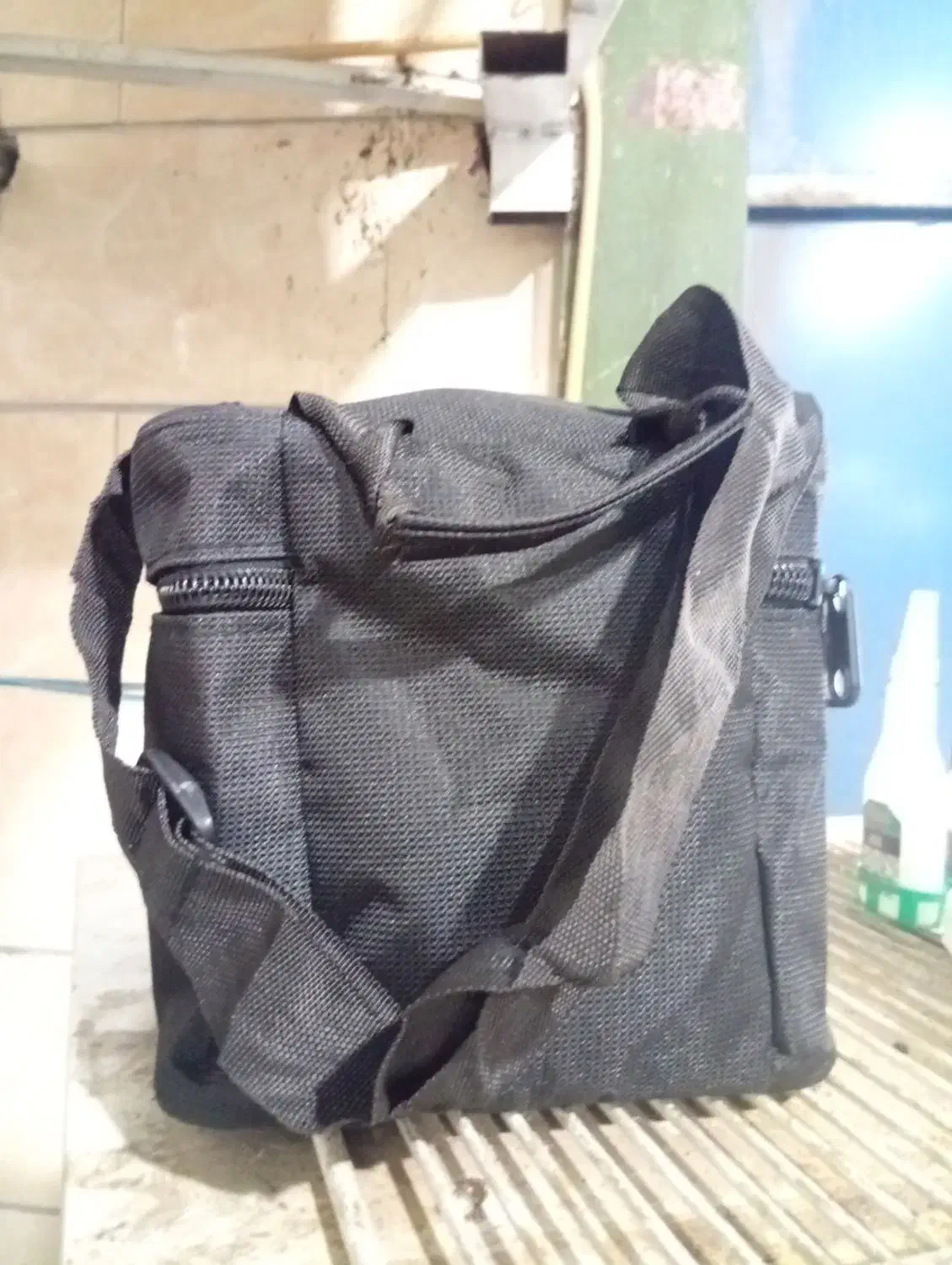 کیف غذا|اشیا|شیراز, ملاصدرا|دیوار