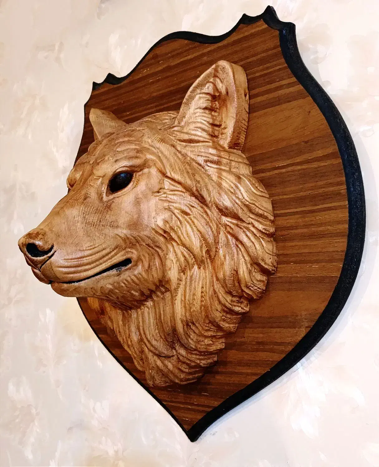 سردیس گرگ چوبی|مجسمه، تندیس، ماکت|مشهد, آزادشهر|دیوار