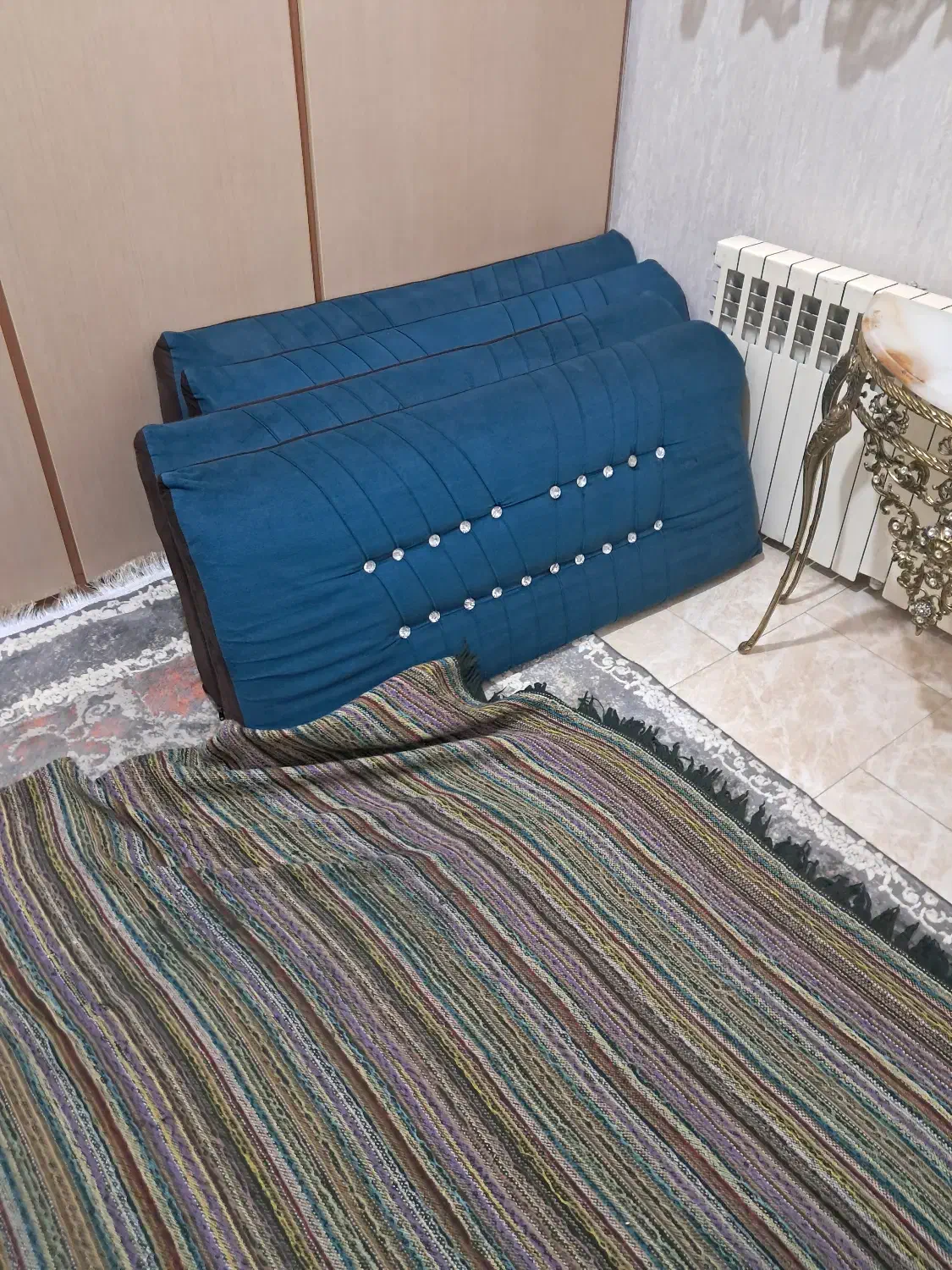 پشتی خانه|پشتی|چهاردانگه (تهران), |دیوار