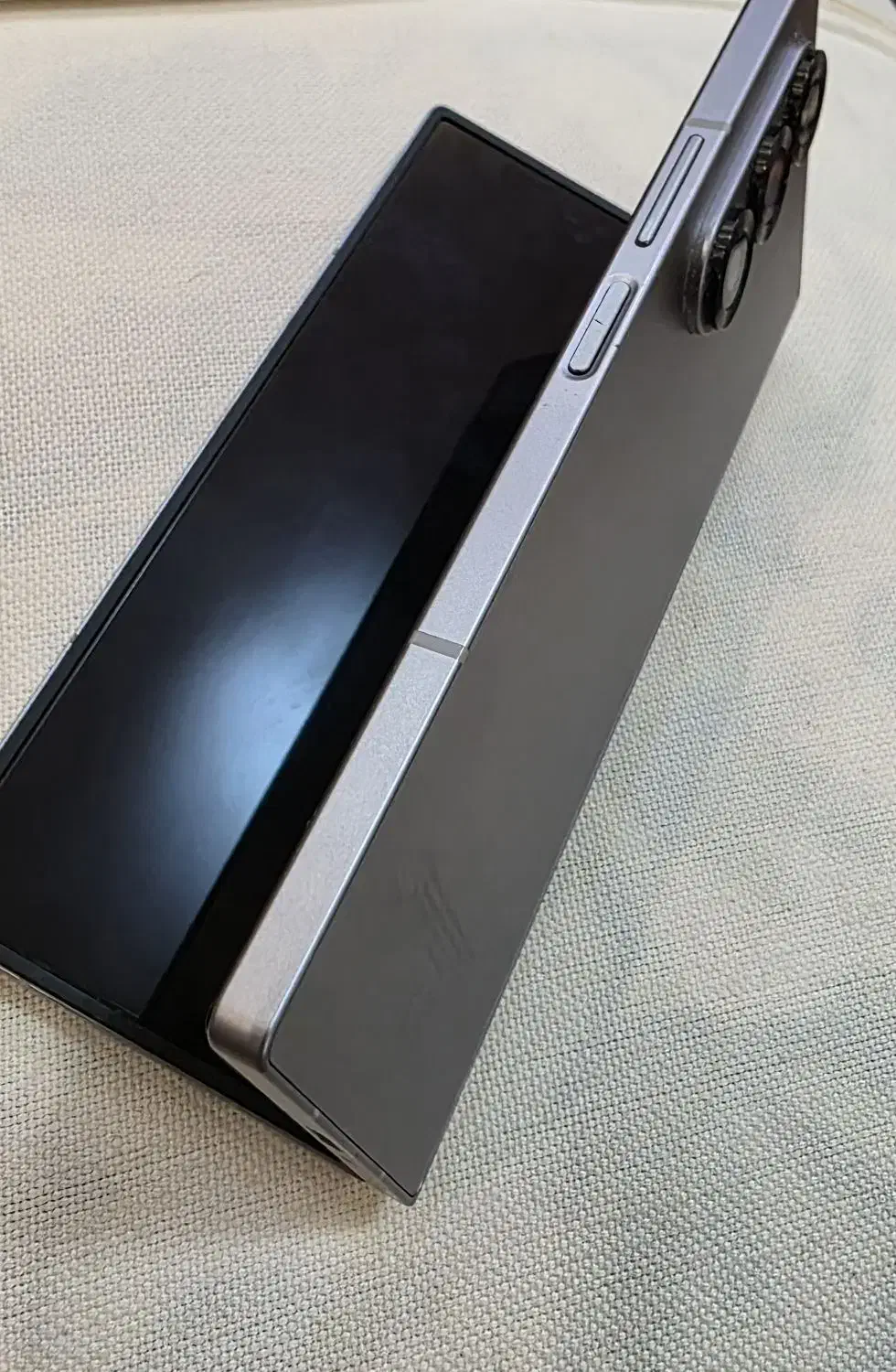 z fold 6|موبایل|اصفهان, خواجو|دیوار