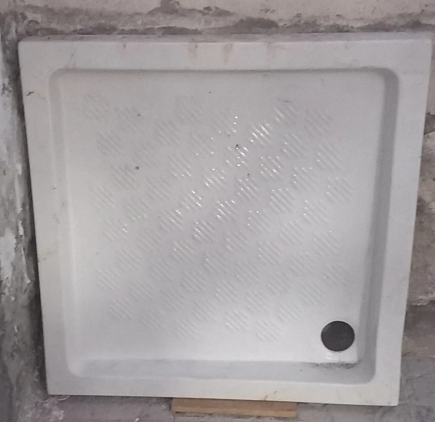 زیر دوشی حمام|لوازم حمام|کرمان, |دیوار