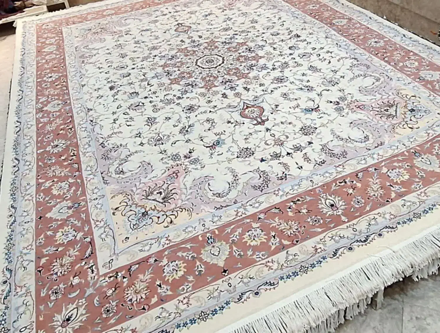 فرش طرح اولیا ۱۲ متری نو|فرش|اردبیل, |دیوار