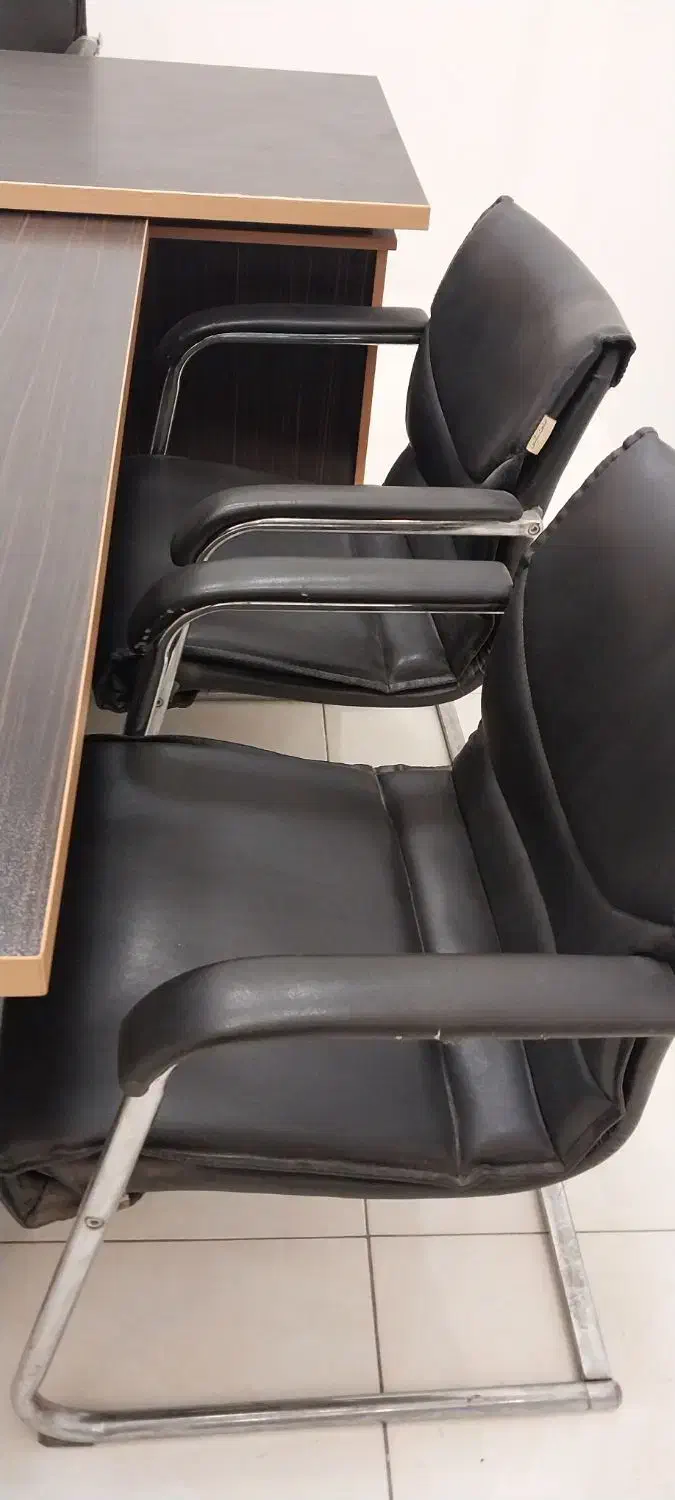 میز و صندلی اداری|مبلمان اداری|مشکیندشت, |دیوار