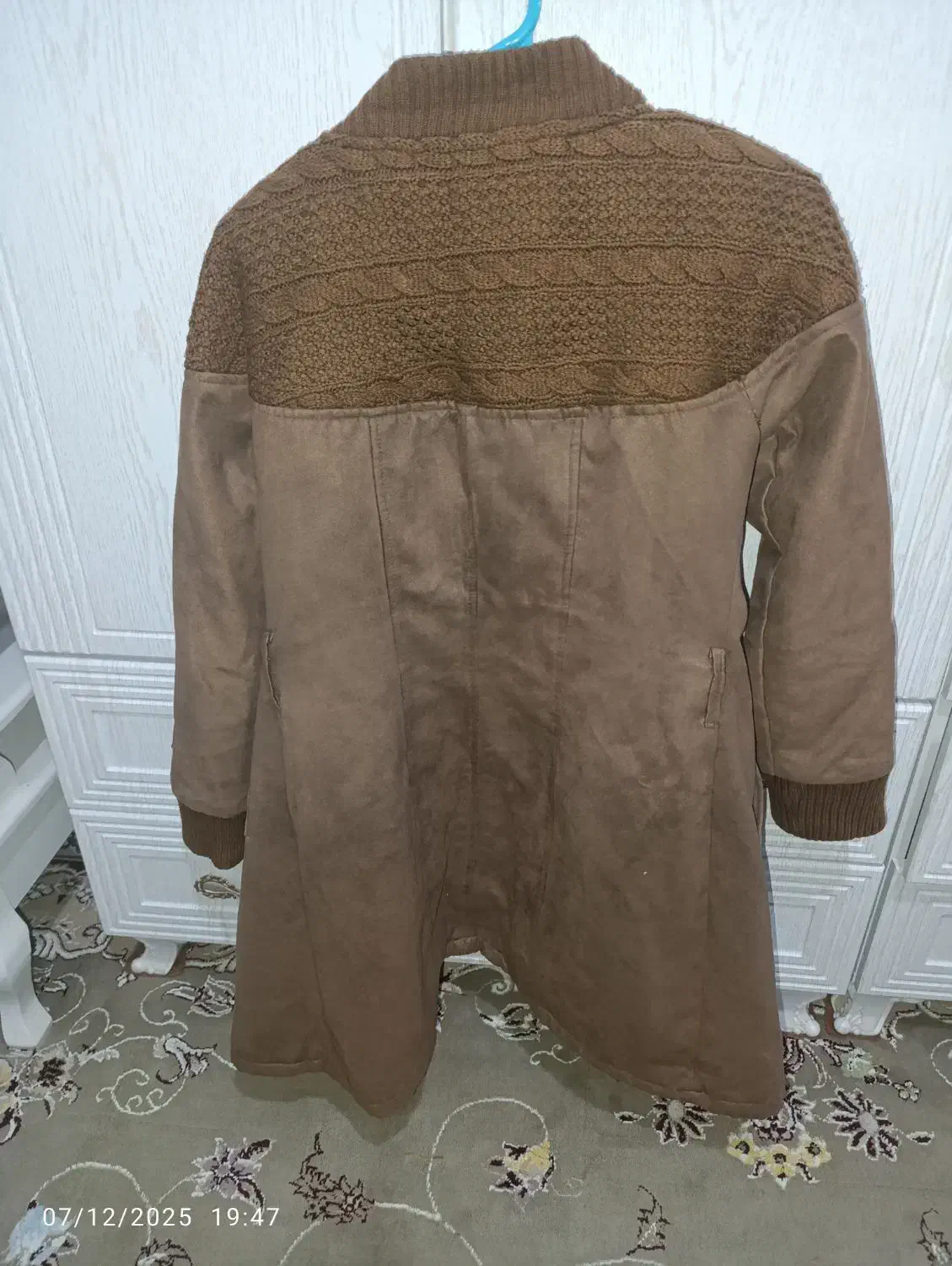 کت گرم|لباس|بجنورد, |دیوار