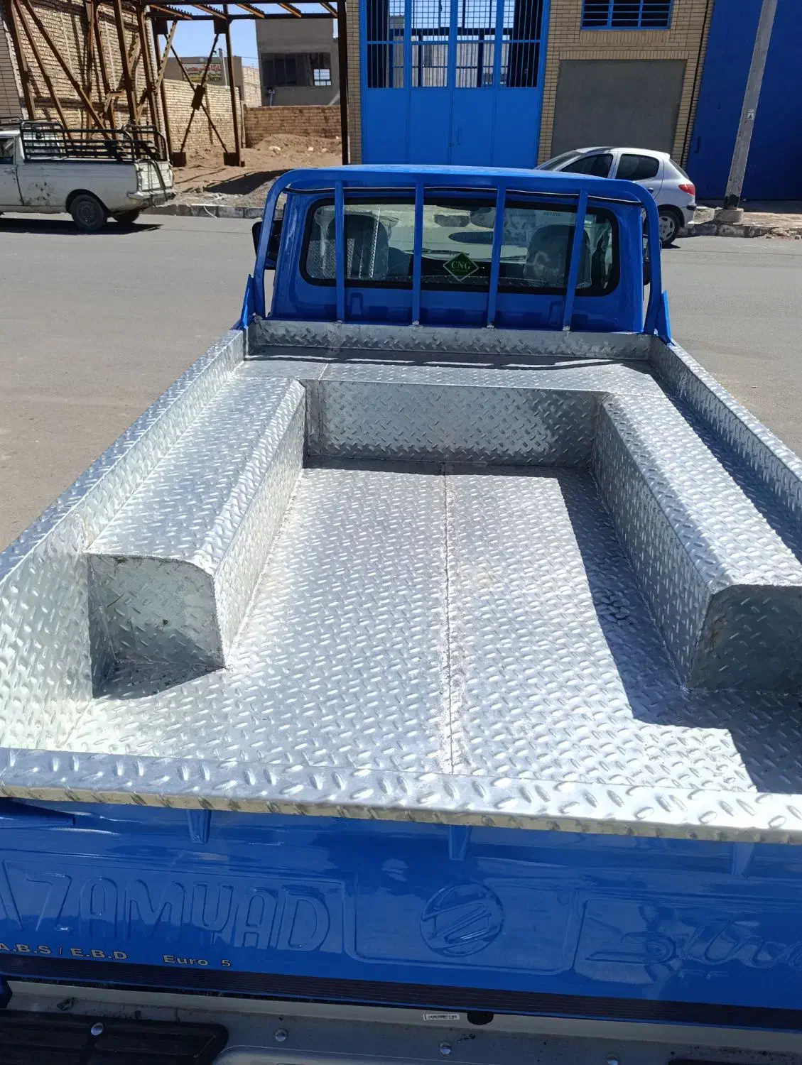 ساخت انواع کفی و اتاق وانت پراید نیسان مزدا اریسان|خدمات پیشه و مهارت|بیرجند, |دیوار