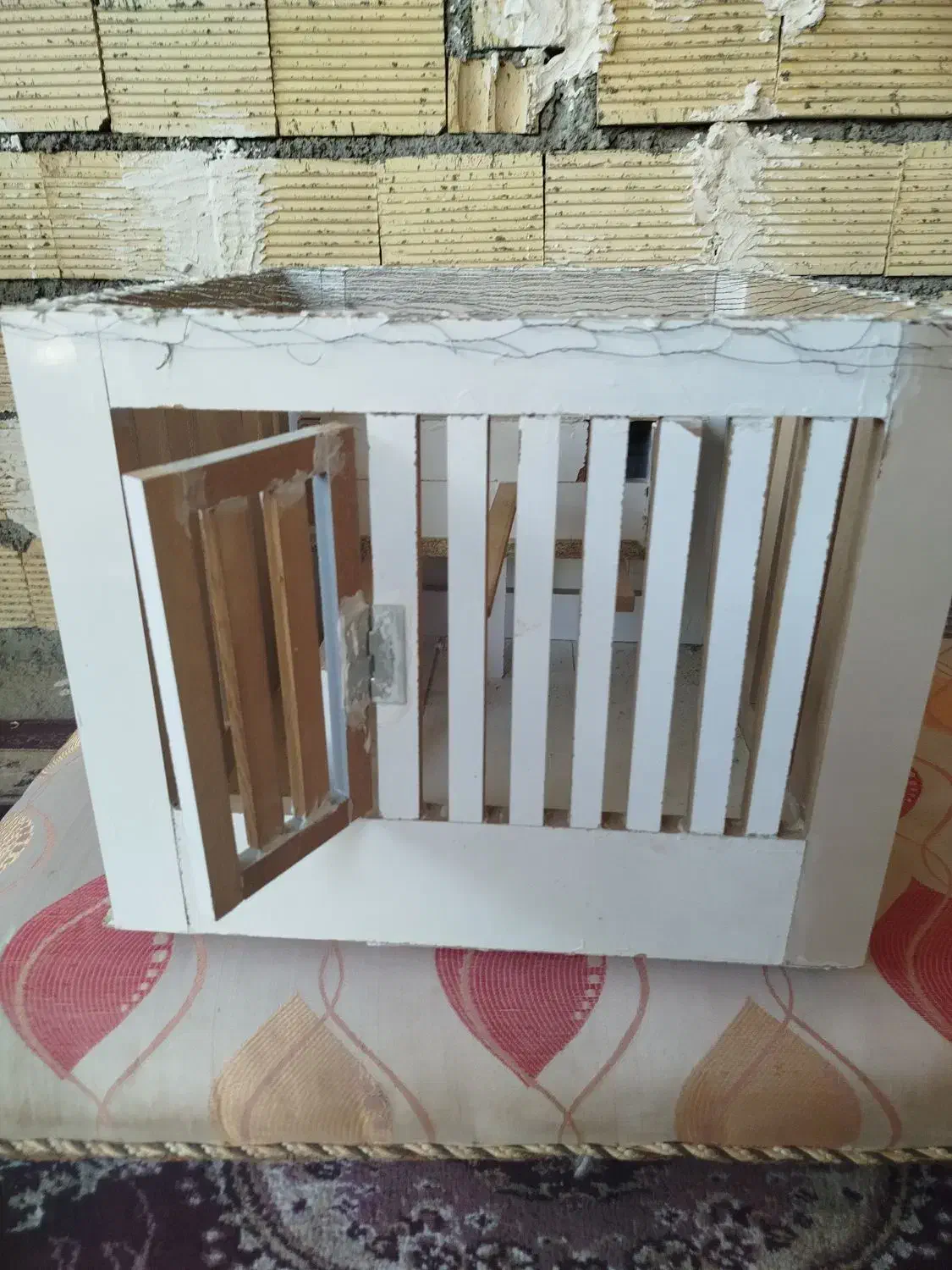 لانه پرنده|پرنده|آبدانان, |دیوار