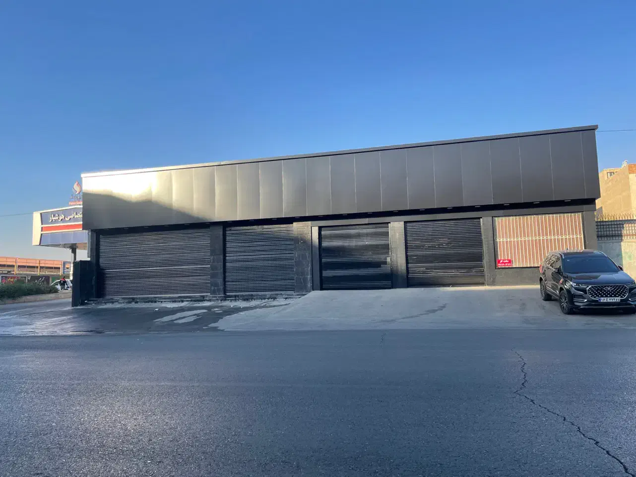 اجاره مغازه تجاری ۷۵۰ متر همکف مسقف گلشهر|اجارهٔ مغازه و غرفه|کرج, کوی گلها|دیوار