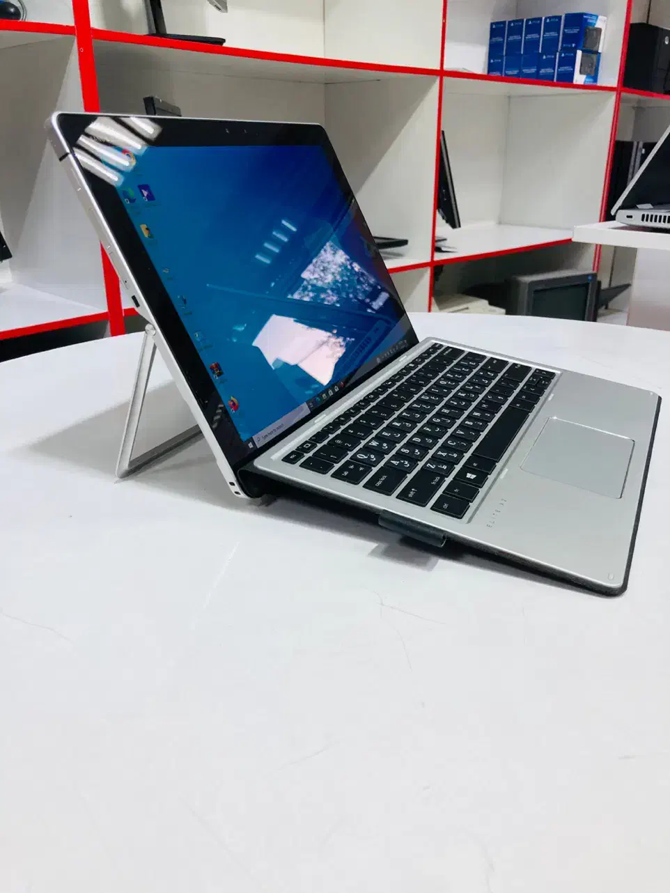 لپ تاپ اچ پی تبلت شو نسل ۸ رم8 صفحه 2K|رایانه همراه|شهرکرد, |دیوار