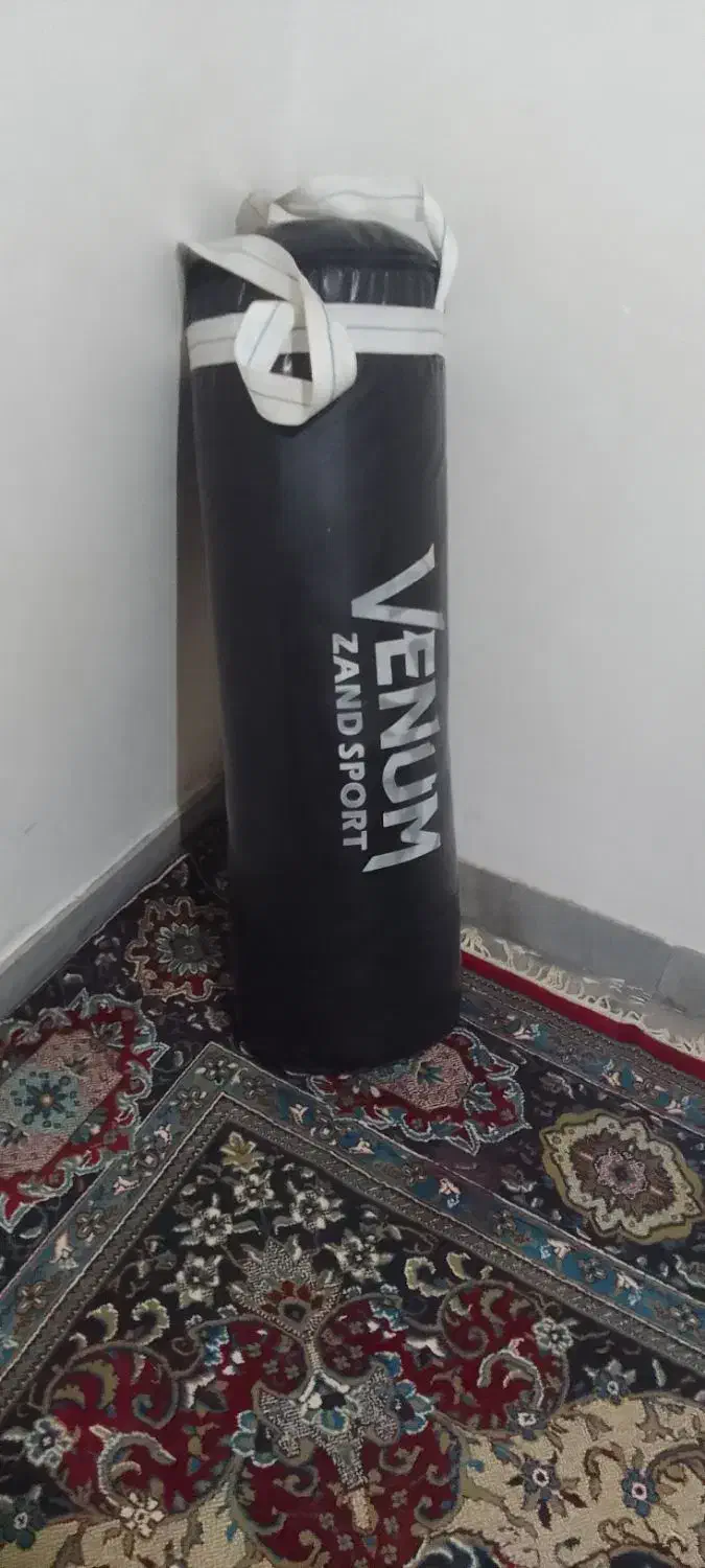 کیسه بوکس|تجهیزات ورزشی|نهاوند, |دیوار