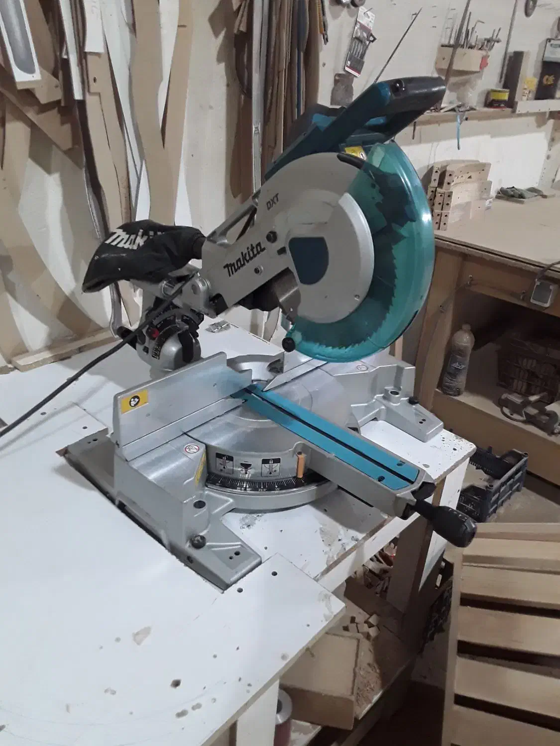 فارسی بر ماکیتا|ابزارآلات|پردیس, شهرک صنعتی کمرد|دیوار