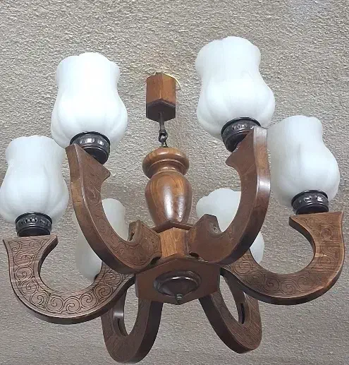 لوستر چوبی ۶ شاخه|لوستر و چراغ آویز|قم, انسجام|دیوار