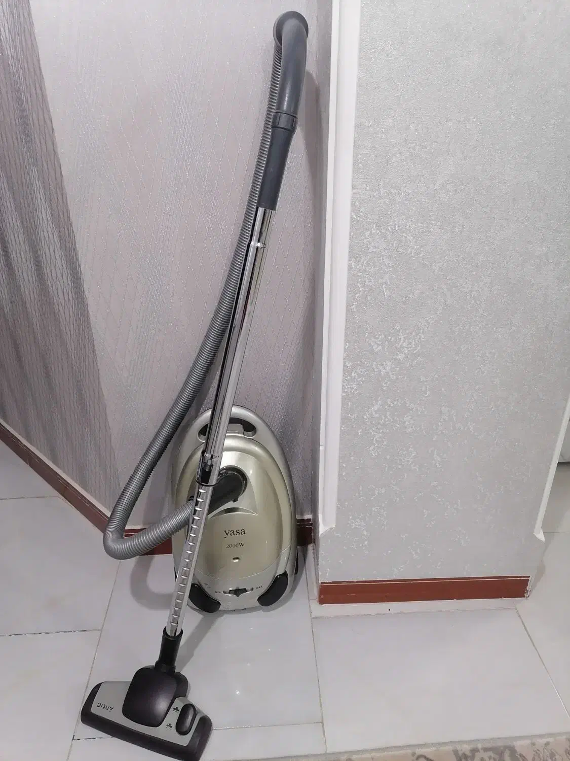 جاروبرقی|جاروبرقی، جارو شارژی، بخارشو|بجنورد, |دیوار