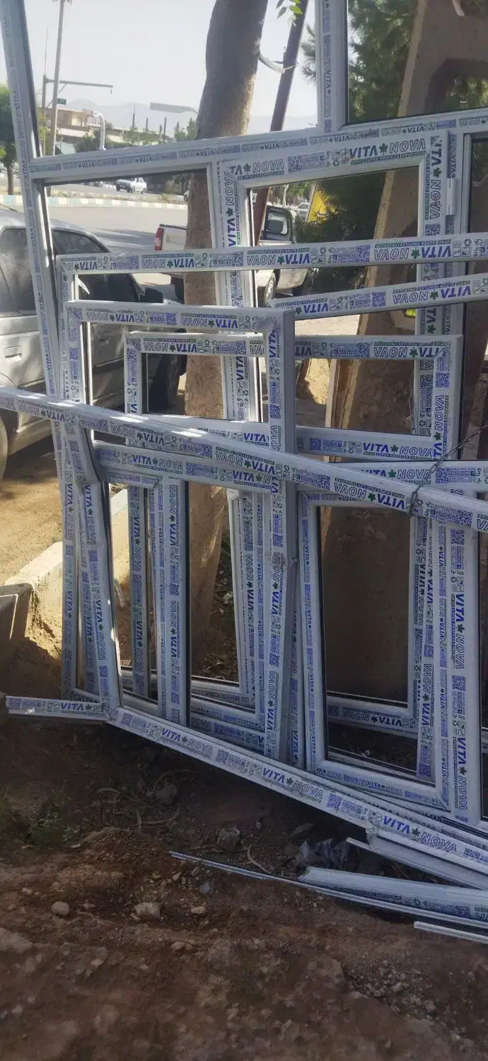 نیاز مند یک اوسا کار و شاگرد|مصالح و تجهیزات ساختمان|زرند, |دیوار