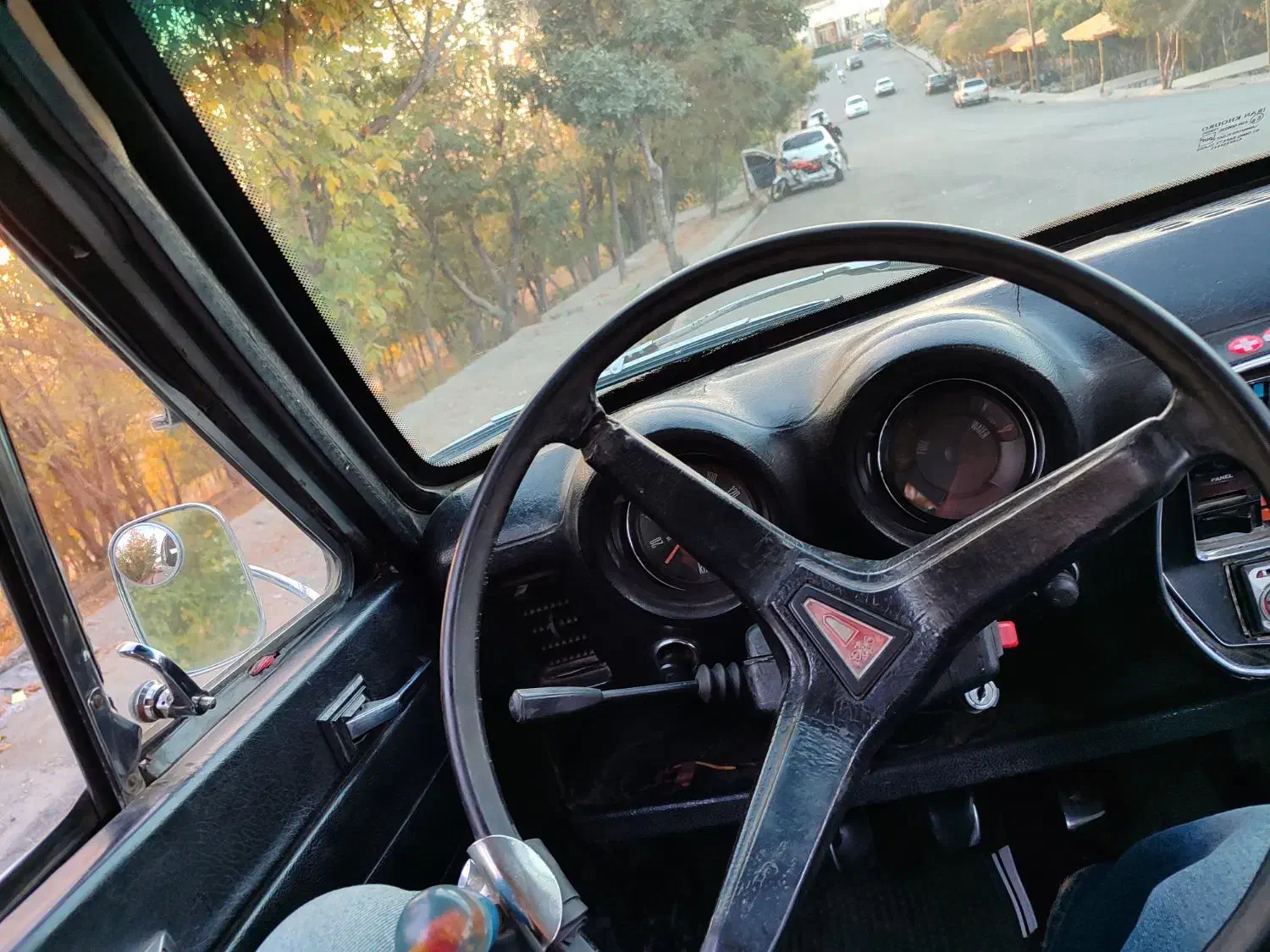 پیکان کارالوکس بازسازی شده|خودرو سواری و وانت|الیگودرز, |دیوار