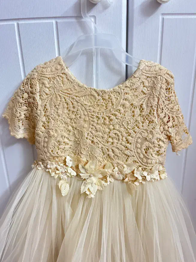 لباس عروس دخترانه|کفش و لباس بچه|کرج, مهرویلا شمالی|دیوار