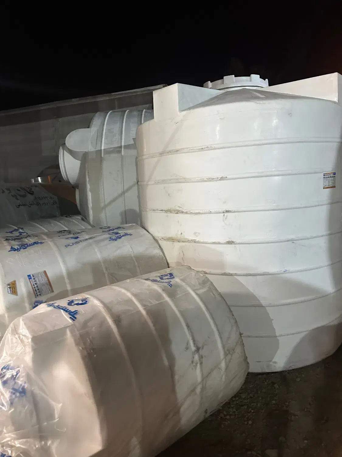 تانکر پلاستیکی‌و‌فلزی طحان پور|مصالح و تجهیزات ساختمان|قائن, |دیوار