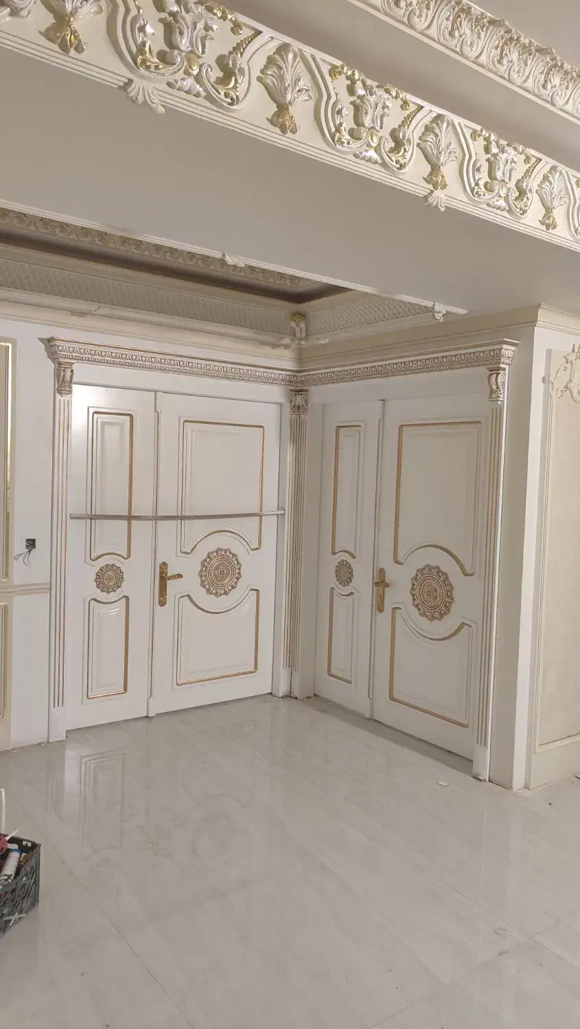 شاگردنصاب انواع درهای ضدسرقت وچوبی|استخدام معماری، عمران و ساختمانی|تبریز, |دیوار