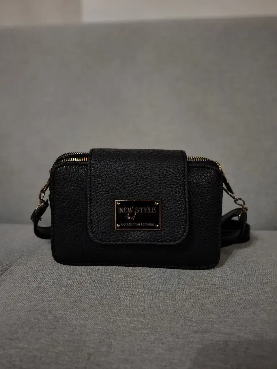 تعدادی کیف|کیف، کفش، کمربند|تبریز, |دیوار