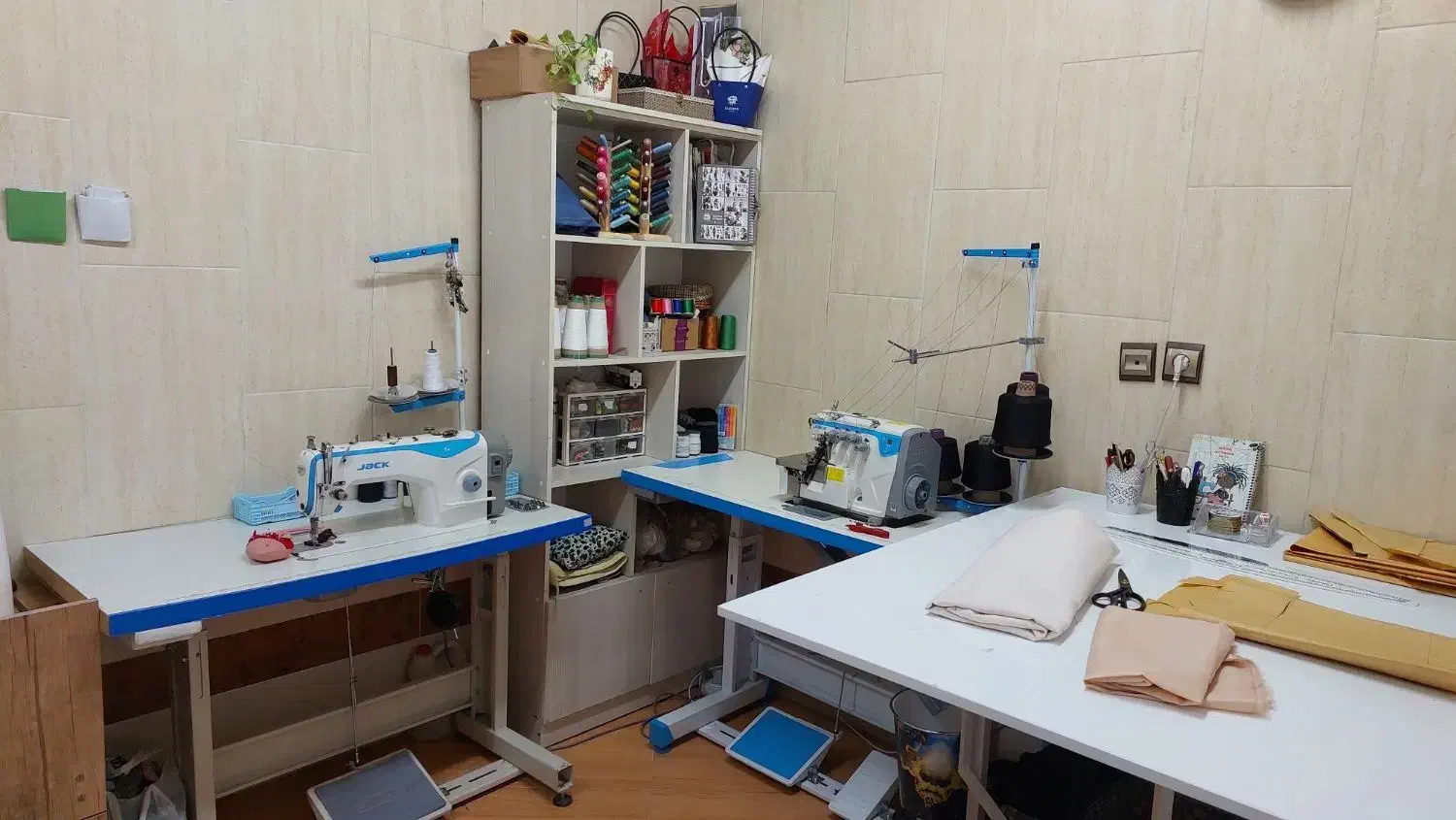 خیاط باتجربه مزون خانه دوخت بانوان|خدمات پیشه و مهارت|ری, سرتخت|دیوار