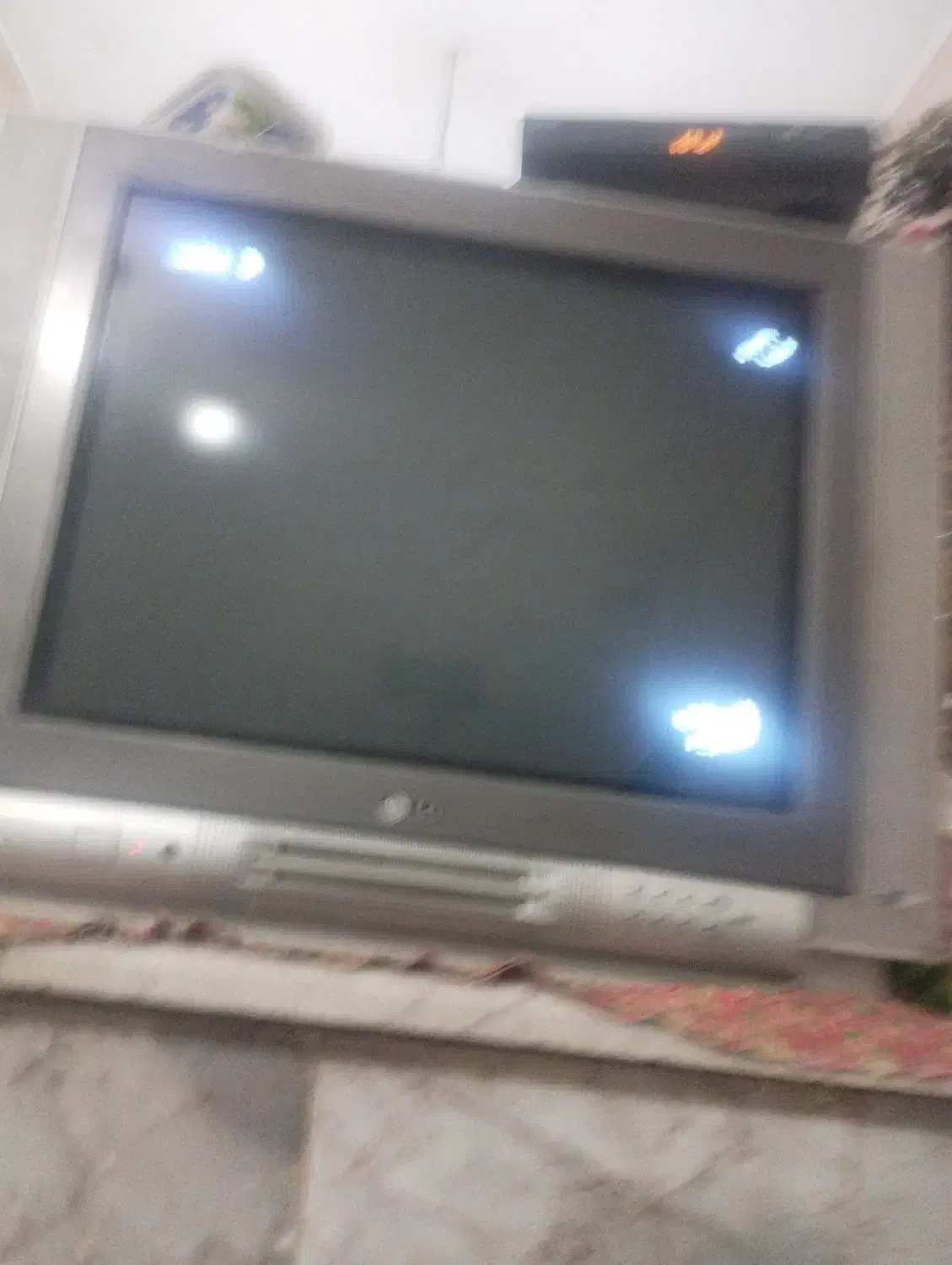 تلویریون ال جی|تلویزیون و پروژکتور|یزد, |دیوار