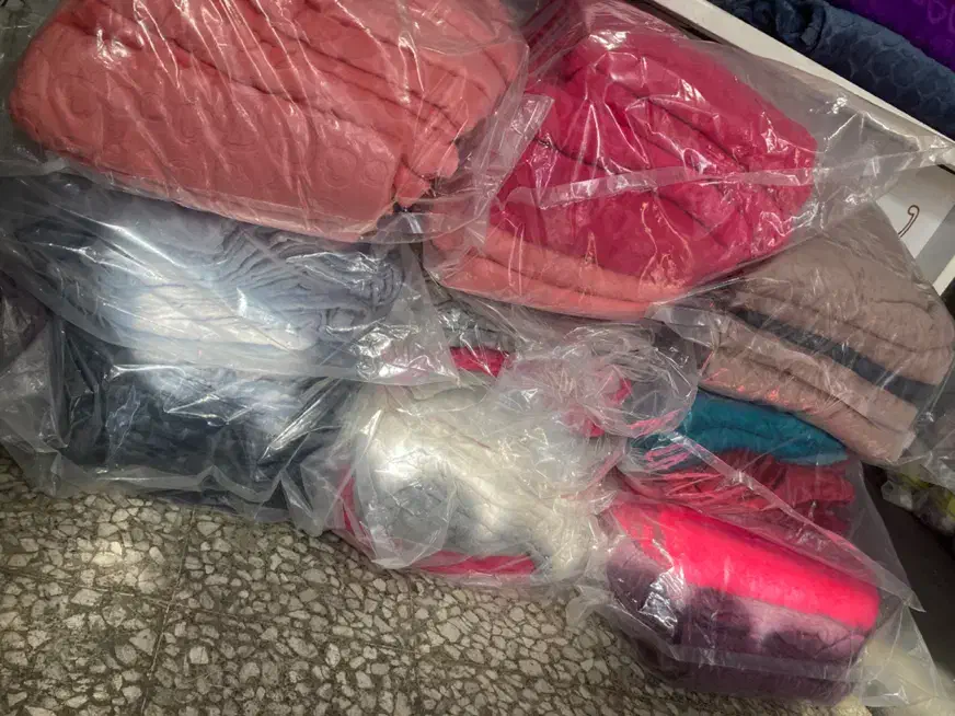 پتو یک نفره|رختخواب، بالش، پتو|قدس, شهرقدس|دیوار