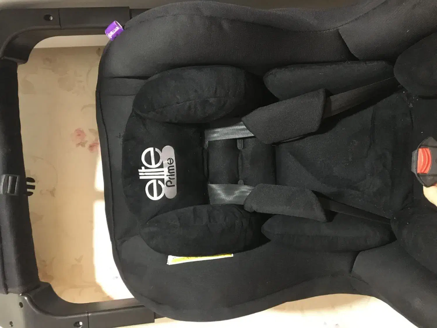 صندلی کودک|تخت و صندلی بچه|زرندیه, |دیوار