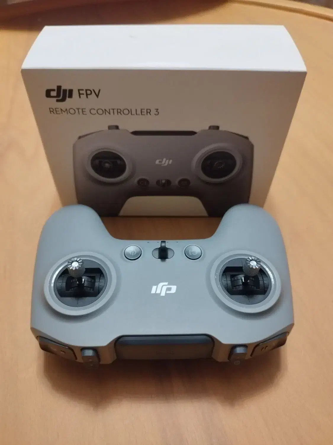 ریموت کنترل dji 3|دوربین عکاسی و فیلم‌برداری|کرج, اصفهانی‌ها|دیوار