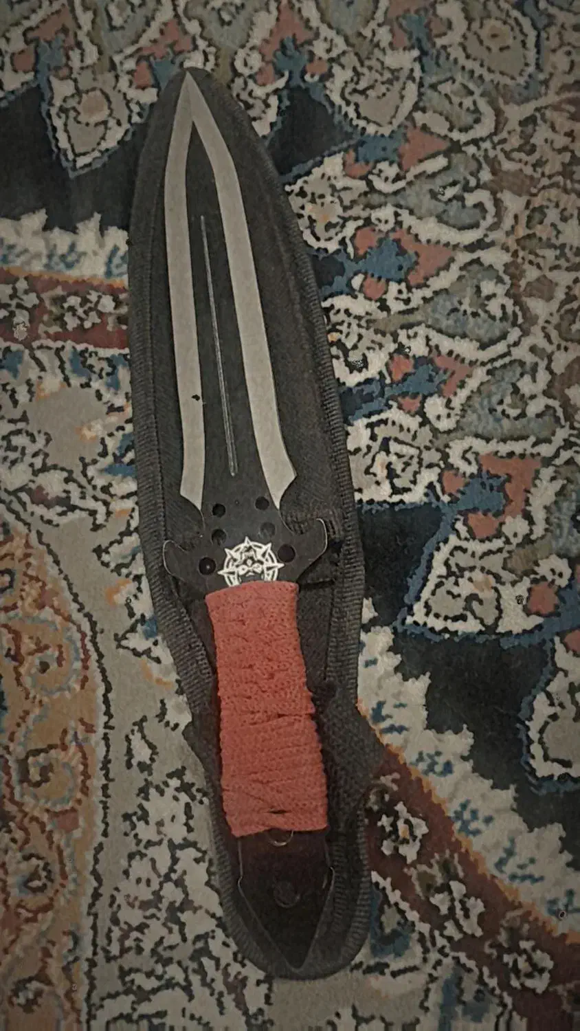 چاقو نینجایی|کلکسیون اشیاء عتیقه|تربتحیدریه, کلاته توکلی|دیوار