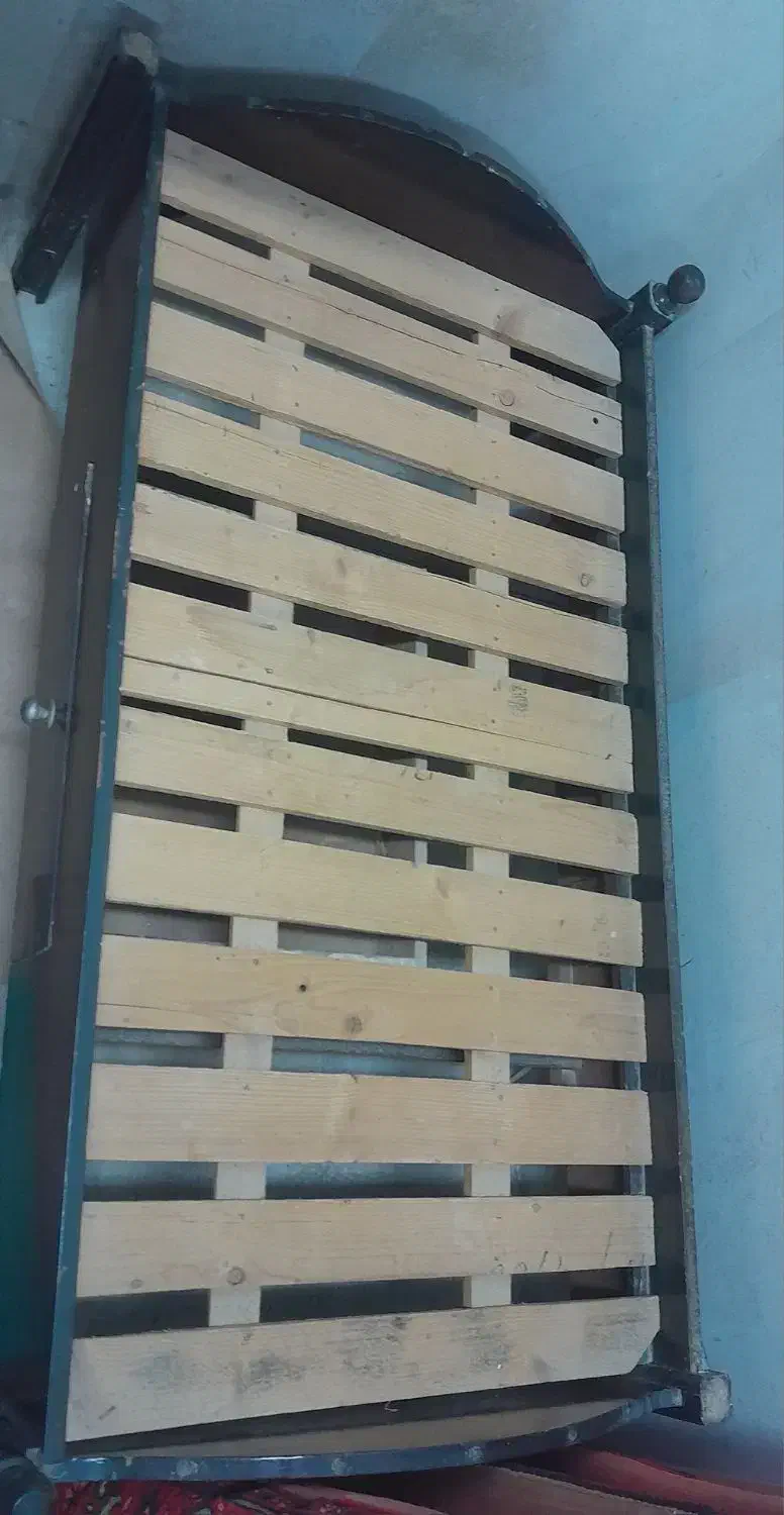 تخت بچگانه|تخت و صندلی بچه|کازرون, |دیوار