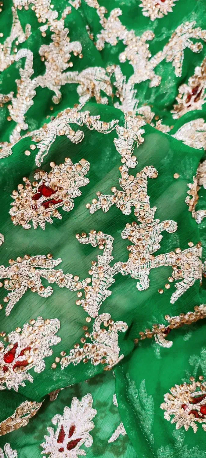 کراس کوردی|لباس|مریوان, |دیوار