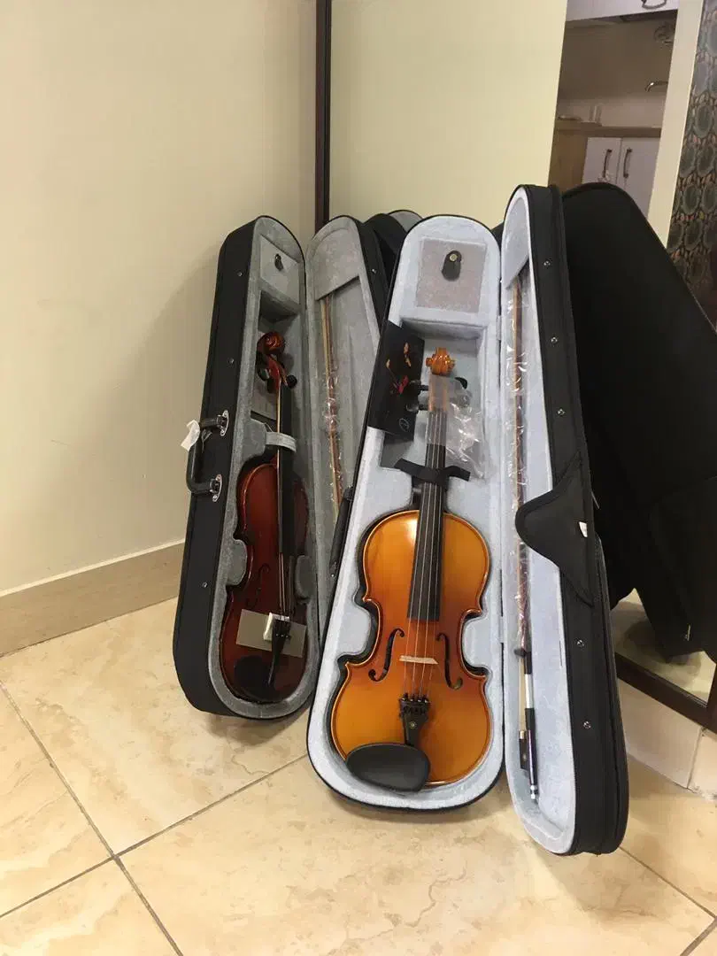 ویولن|ویولن|کرج, برغان|دیوار