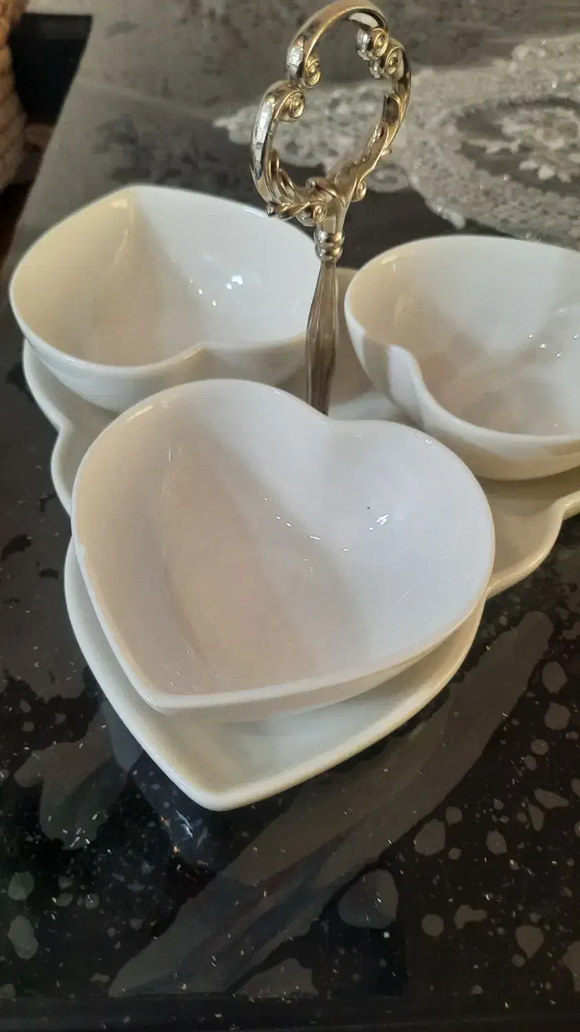 فروش لوازم اشپزخانه|ظروف سرو و پذیرایی|نجف‌آباد, منتظری شمالی|دیوار