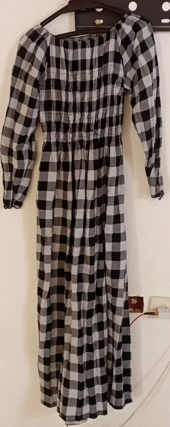 لباس‌ساحلی|لباس|ایجرود, |دیوار