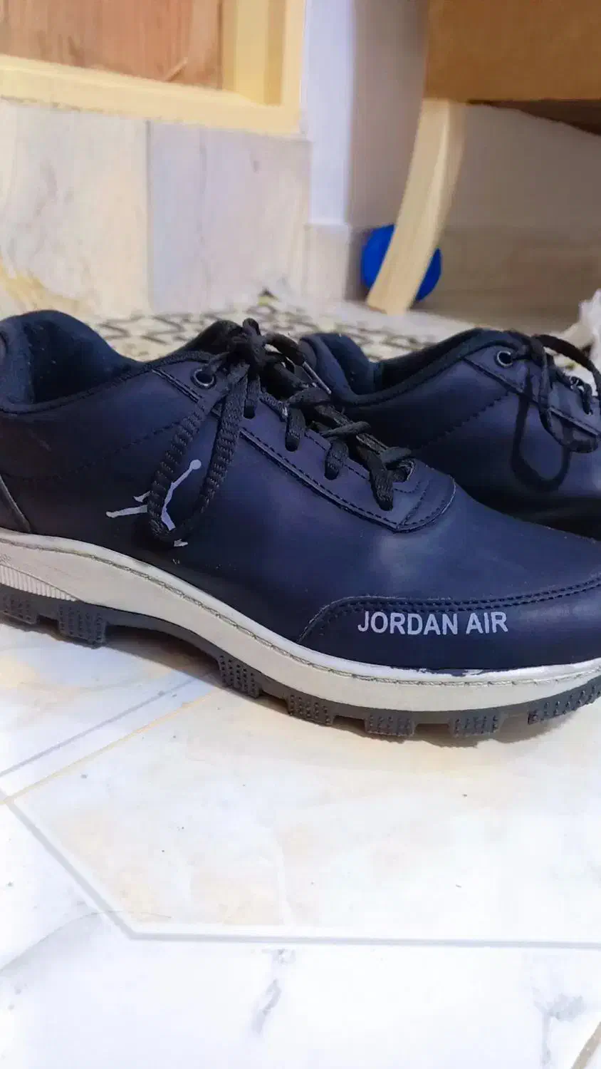 یه جفت کفش سایز ۳۸|کیف، کفش، کمربند|بومهن, |دیوار