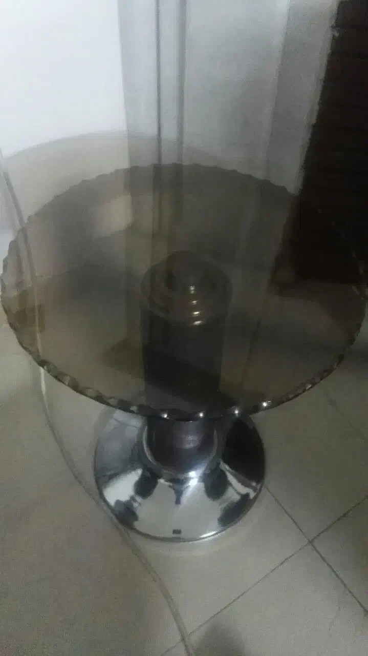 گل میز|مبلمان خانگی و میز عسلی|شیراز, فرهنگ شهر|دیوار