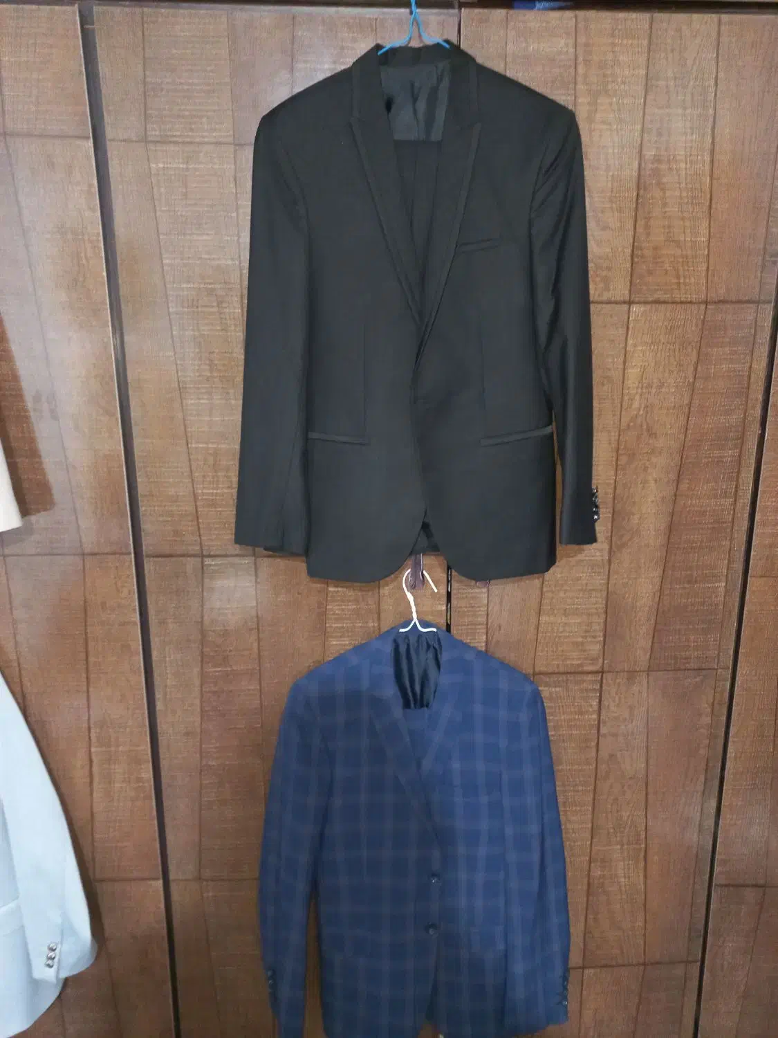 تعدادی کت تک جلیقه وکت وشلوار همراه باکراوات|لباس|بندرعباس, |دیوار