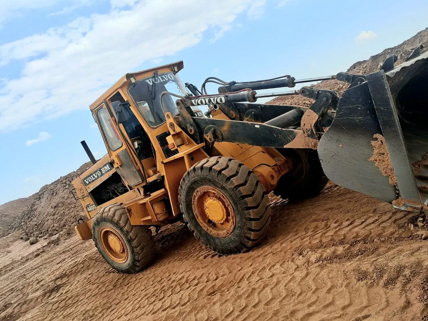 تمامی خدمات لودر خاک برداری نخاله استخر عمران|خدمات حمل و نقل|نیشابور, فیض آباد|دیوار