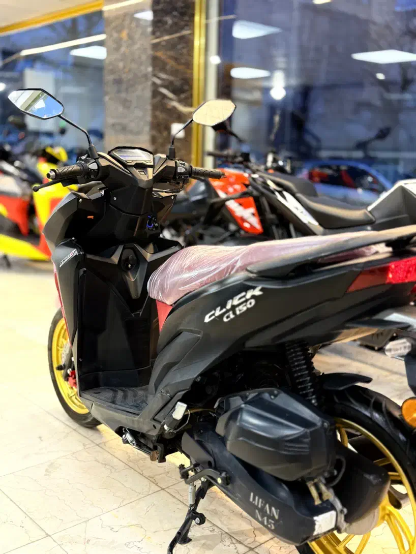 کلیک 1403مشابه خشک|موتورسیکلت|همدان, |دیوار