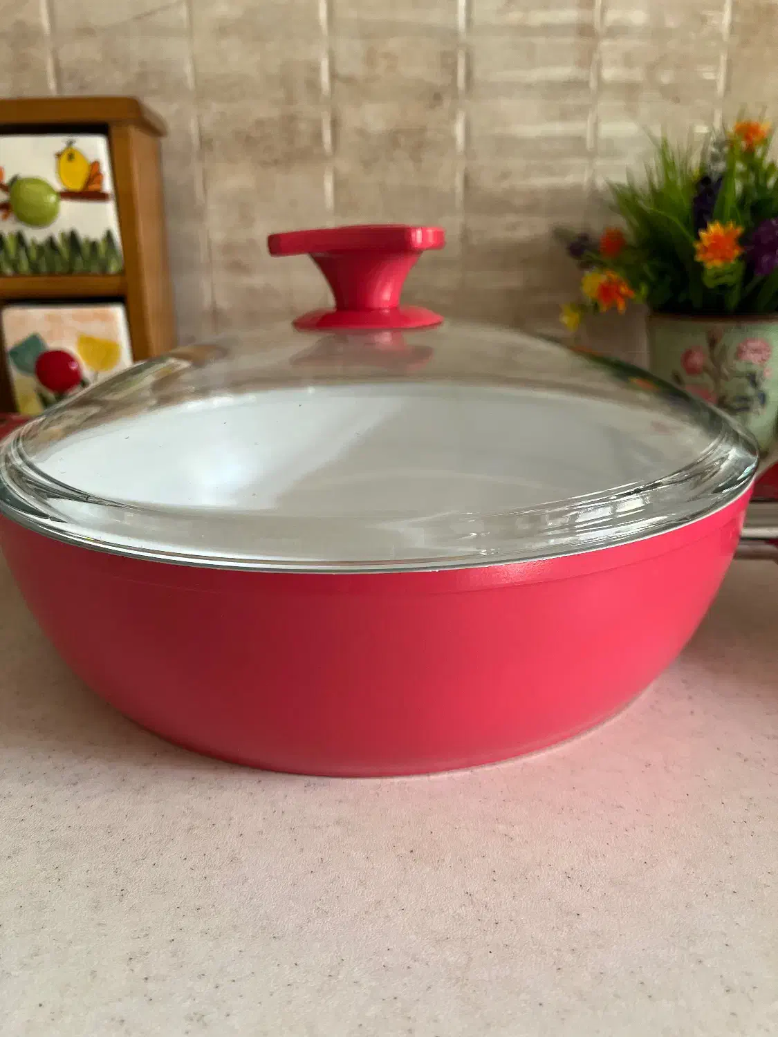 دو عدد تابه بزرگ‌ به سایز ۲۸ با یک درب شیشه ای|ظروف پخت‌وپز|کرج, عظیمیه|دیوار