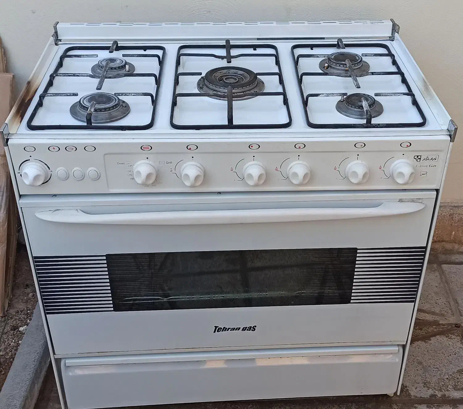 اجاق گاز ۵ شعله|اجاق گاز و لوازم برقی پختوپز|مبارکه, |دیوار