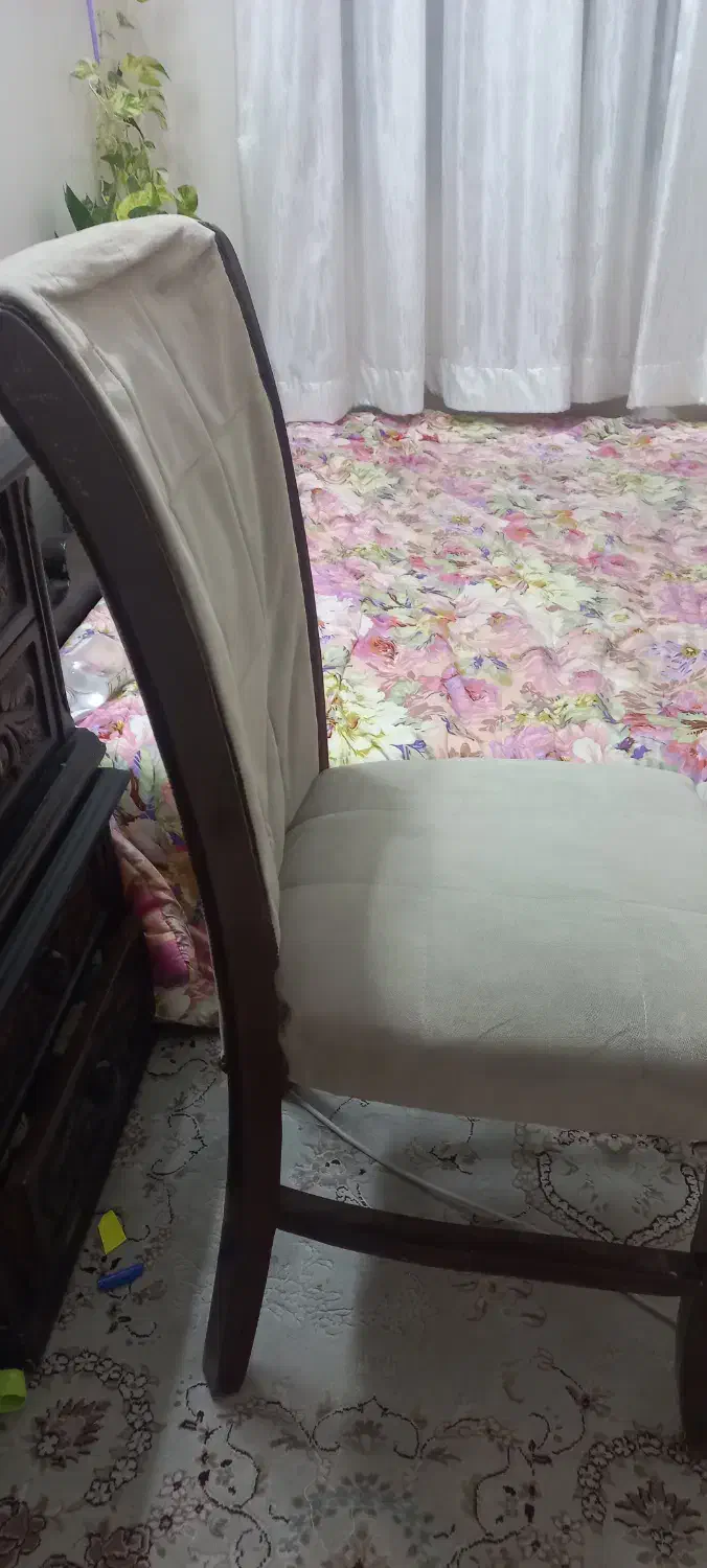 ۳عددصندلی ناهارخوری نیاز ب تعمیر|صندلی و نیمکت|تهران, قیام|دیوار