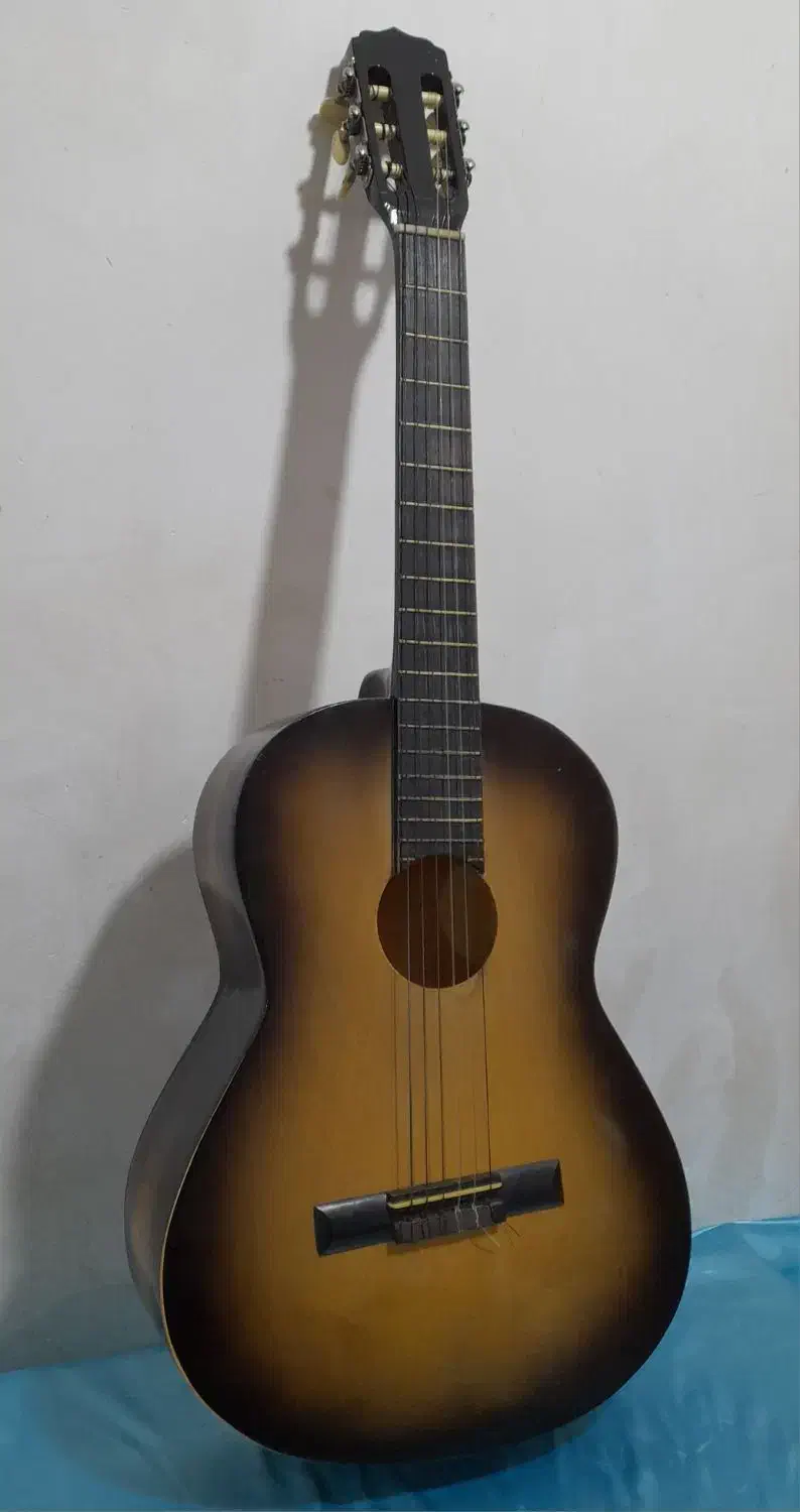 گیتار|گیتار، بیس، امپلیفایر|دهلران, |دیوار