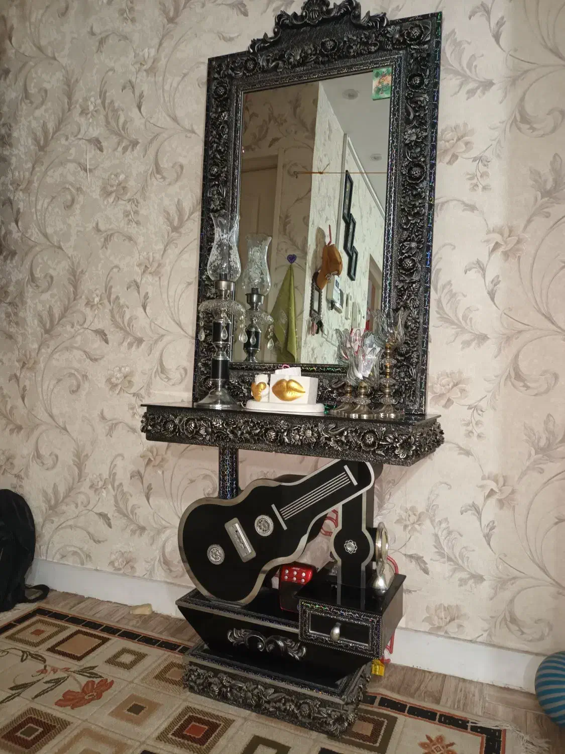 آینه شمعدان|آینه|ورامین, ورامین|دیوار