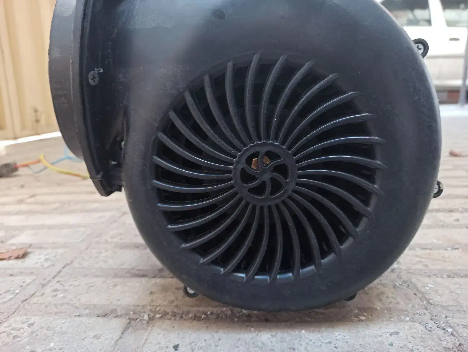 فن ۲۴۰۰ دور|پنکه و تصفیه‌کنندهٔ هوا|قزوین, |دیوار