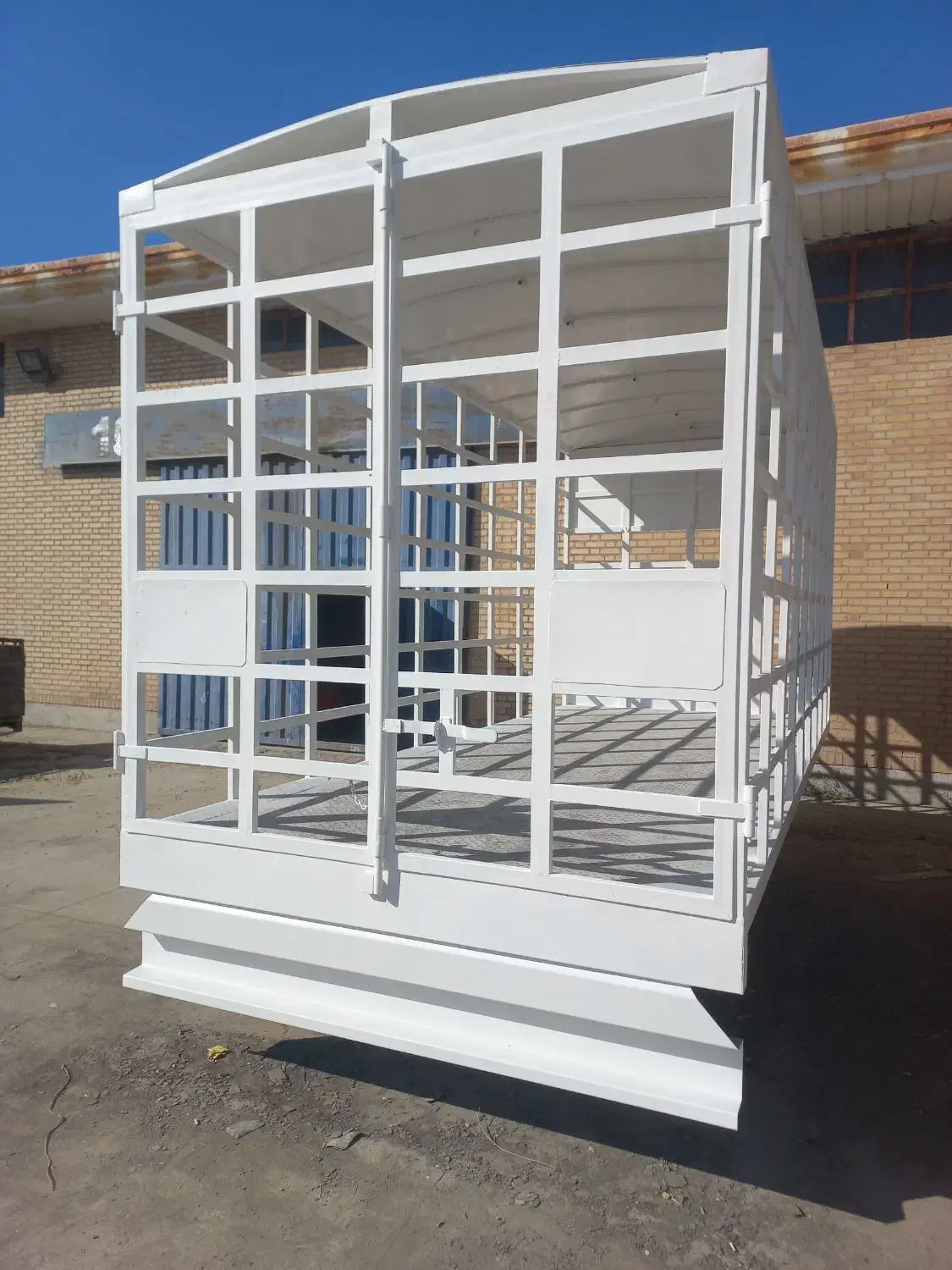 اتاق مرغی|قطعات یدکی و لوازم جانبی|رباط‌کریم, رباط‌کریم|دیوار