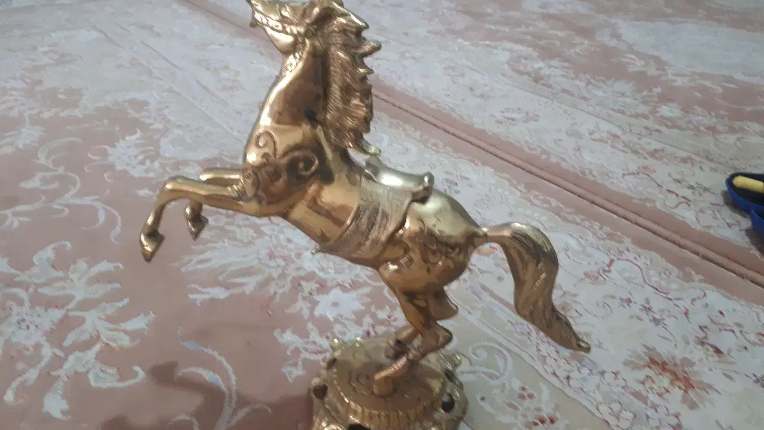 اسب برنزی سایز بزرگ سنگین وزن وقدیمی در حد نواسب|مجسمه، تندیس، ماکت|خرمآباد, |دیوار